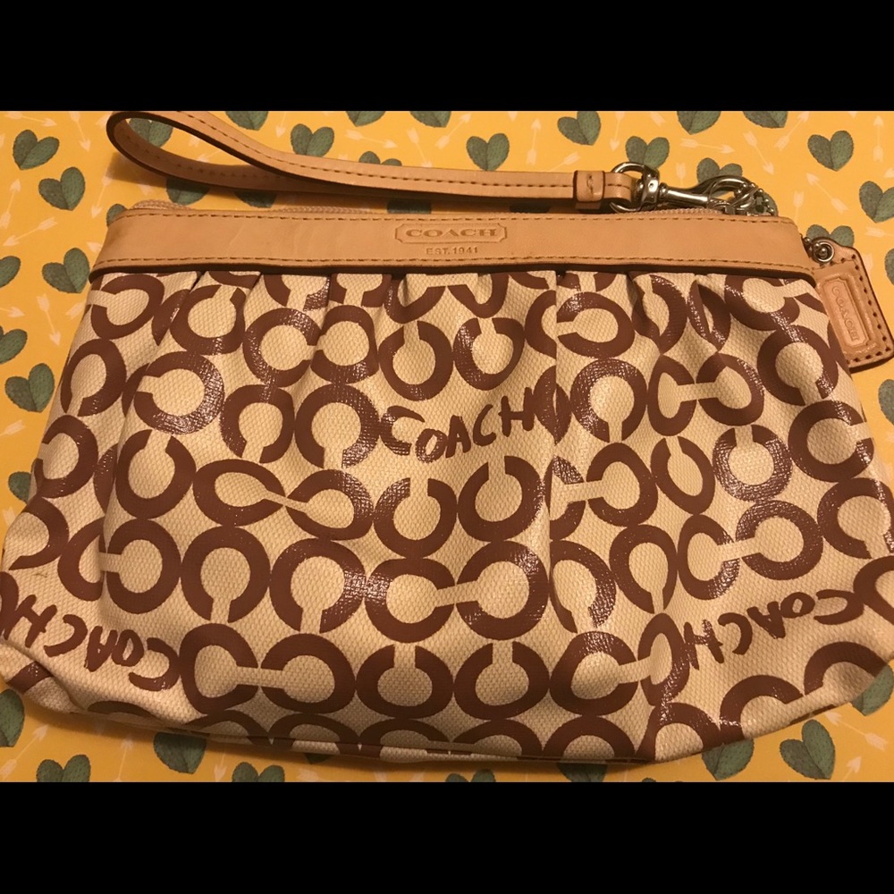 Coach Leah OP Wristlet bag